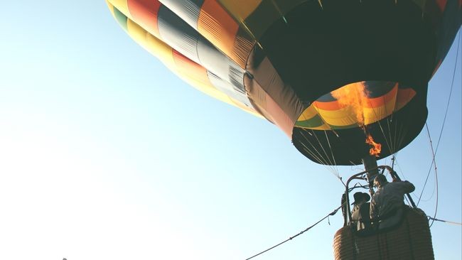 Ilustrasi. Sebanyak 19 turis asal Indonesia mengalami luka-luka dalam kecelakaan balon udara yang terjadi di wilayah Aksaray, Turki tengah, pada Minggu (15/6). (CNN Indonesia/ Unsplash)