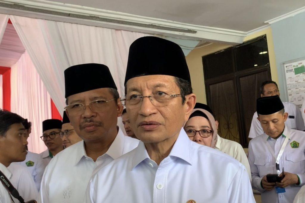 Menteri Agama Nasaruddin Umar saat ditemui usai agenda Kick Off Program Tuntas Baca Qur’an (TBQ) di Sekolah, di kawasan Cakung, Jakarta Timur, Selasa/Kompas.com