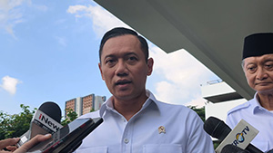 Menteri Koordinator Bidang Infrastruktur dan Pembangunan Kewilayahan Agus Harimurti Yudhoyono (AHY) di Kompleks Istana Kepresidenan, Jakarta Pusat, Kamis (4/9/2025). (Foto: Inilah.com)