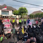 Demo Aliansi Mahasiswa dan Masyarakat Guncang Wonosobo, Massa Kawal 11 Tuntutan
