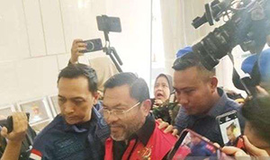 Mantan Wakil Kepala Badan Gizi Nasional (BGN) Sony Sonjaya menjalani pemeriksaan sebagai tersangka kasus dugaan tindak pidana korupsi tata kelola program MBG tahun 2025-2026 di Gedung Jampidsus Kejaksaan Agung (Kejagung), Jakarta, Kamis (18/6/2026). (Foto:Inilah.com/Antara)