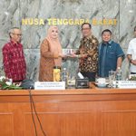 Wagub Sumsel Cik Ujang Studi Tiru Penerbitan IPR ke NTB   