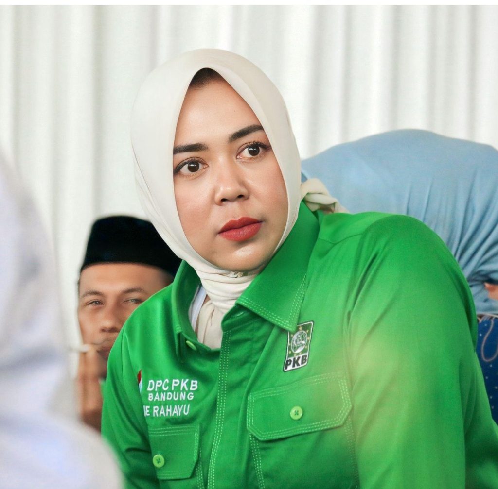 Ketua DPRD Kabupaten Bandung, Hj. Renie Rahayu Fauzi